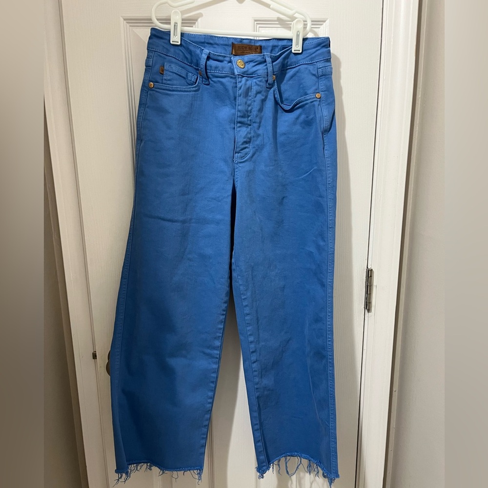 Judy Blue Cropped Tummy Control Blue Jeans 7/28